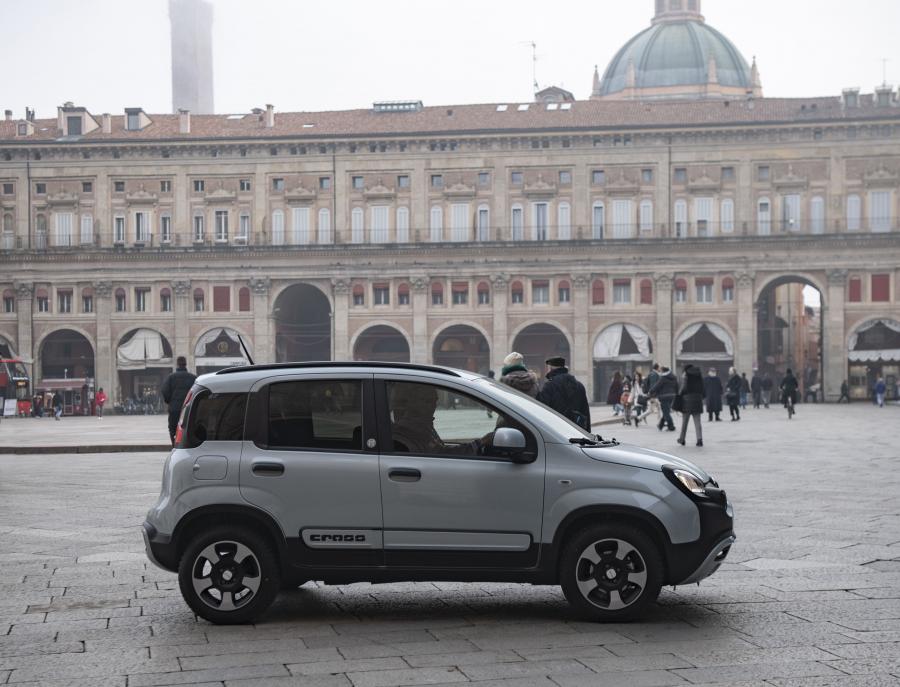  Fiat Panda City Cross Hybrid Launch Edition (319) 2020 года  (фото 51 из 112)